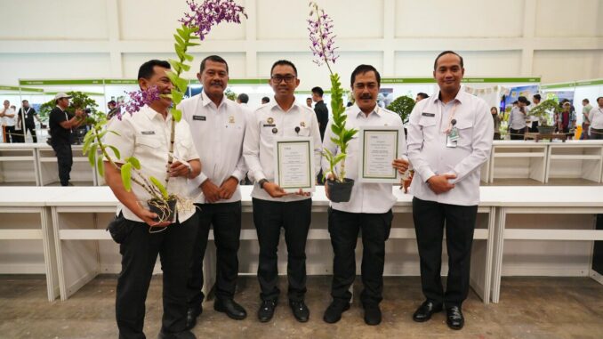 Lapas Malang Sukses Lancarkan Anggrek "Dendrobium Agus Andrianto" dan "Mashudi" di FLOII Expo 2025 Tangerang. (ist).