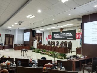 Rapat paripurna DPRD Kota Malang dengan agenda penyampaian penjelasan Wali Kota Malang terhadap Ranperda tentang APBD 2026, Rabu (5/11/2025).