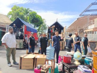 Pagar Digembok Tak Menghentikan Eksekusi, PN Kelas 1A Malang Berhasil Kosongkan Rumah di Jalan Indragiri, Rabu (19/11/2025).