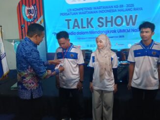 Wali Kota Malang, Wahyu Hidayat Resmi Membuka UKW Angkatan 59 yang Digelar PWI Malang, Jumat 28 November 2025. (ist).