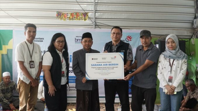 PT Telkom Perluas Akses Air Bersih Untuk Warga Dusun Songkang, Lombok Barat. (Foto: istimewa).