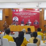 Advokat Dr. Yayan Riyanto, SH, MH saat menjadi pemateri dalam kuliah tamu Prodi Magister Ilmu Hukum Program Pascasarjana Unidha Malang, Sabtu (13/12/2025).