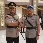AKBP Ramadhan Nasution Resmi Jabat Kapolres Gresik bersama AKBP Rovan Richard Mahenu. (istimewa).