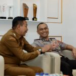 Kapolres Malang Kota, Kombes Pol Putu Kholis Aryana saat berkunjung ke Walikota Wahyu Hidayat