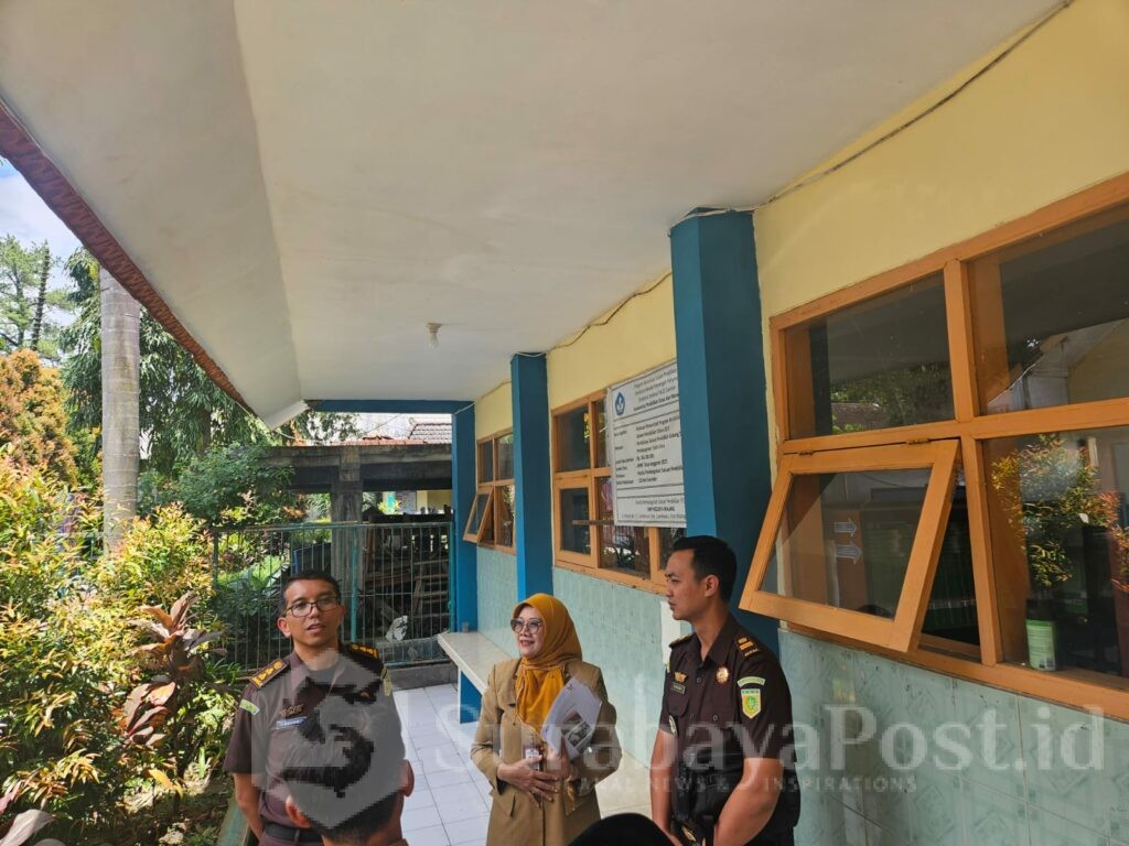 Kejari Kota Malang Pantau Proyek Revitalisasi Sekolah dan Pembangunan SMA Unggul Garuda. (Sumber Kejari).