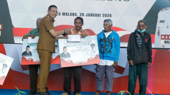 200 Becak Listrik dari Presiden RI Diserahkan ke Kota Malang, Dukung Pemberdayaan Masyarakat dan Wisata. (Sumber Prokompim).