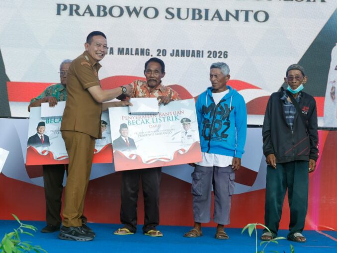 200 Becak Listrik dari Presiden RI Diserahkan ke Kota Malang, Dukung Pemberdayaan Masyarakat dan Wisata. (Sumber Prokompim).