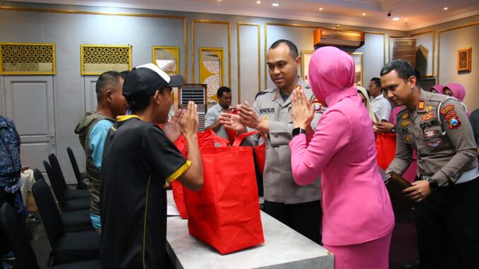 Kapolresta Malang Kota, Kombes Pol Putu Kholis Aryana Tegaskan Komitmen Pendampingan Keluarga Korban Kanjuruhan.