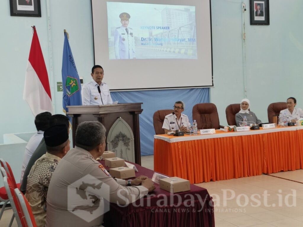 Wali Kota Malang, Wahyu Hidayat saat memberikan sambutan sekaligus membuka kegiatan Musrembang untuk RKPD 2027 di aula Kecamatan Lowokwaru, Rabu (4/2/2026).