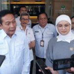 MUSREMBANG: Wali Kota Malang Wahyu Hidayat dan Ketua DPRD Kota Malang, Amithya Ratnanggani Sirraduhita didampingi Camat Lowokwaru Cahyono Catur Utomo memberikan keterangan kepada wartawan, Rabu (4/2/2026).