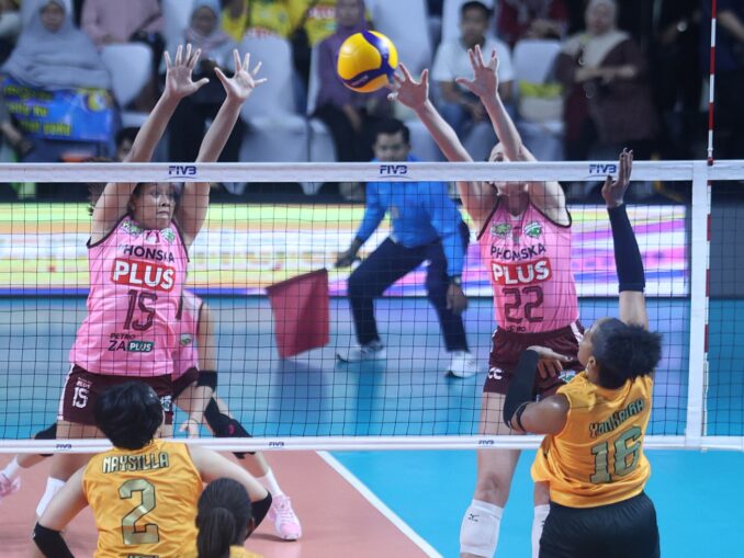 Popsivo Polwan Tumbangkan Phonska Plus dalam Pertandingan Dramatis di GOR Ken Arok Malang, Jumat 7 Februari 2026. (Foto: PROLIGA/istimewa).