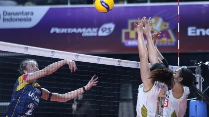 Livin' Mandiri Tekuk Phonska Plus 3-1, Langkah Phonska Plus Terhambat. (Foto: PROLIGA/istimewa).