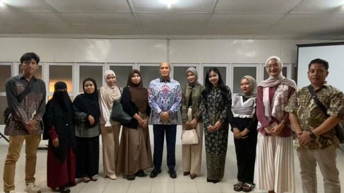 Mahasiswa UMM Bantu Akses Pendidikan Lintas Negara bagi Anak PMI di Penang Malaysia. (Sumber Humas UMM).