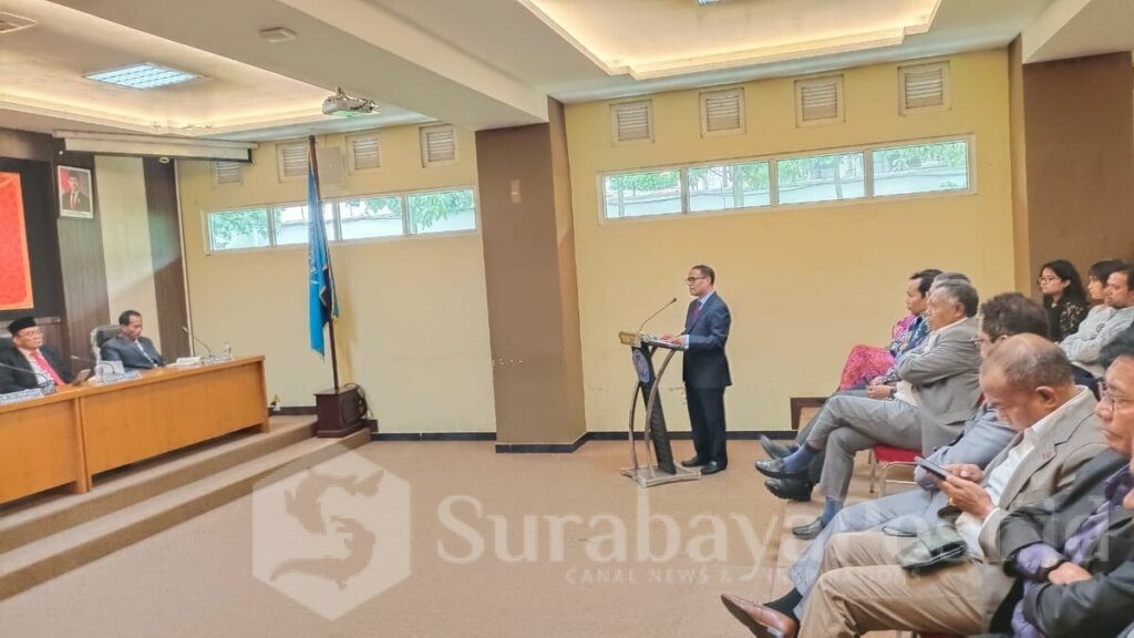 Julio Tomas Pinto, mantan Menteri Pertahanan Timor-Leste, berhasil meraih gelar Doktor Sosiologi Militer di UMM pada 14 Februari 2026.