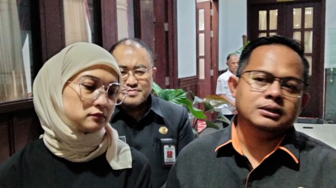 Wakil Ketua II DPRD Kota Malang, Trio Agus Purwono (kanan) bersama Ketua DPRD, Amithya Ratnanggani Sirraduhita pada suatu acara beberapa waktu lalu.