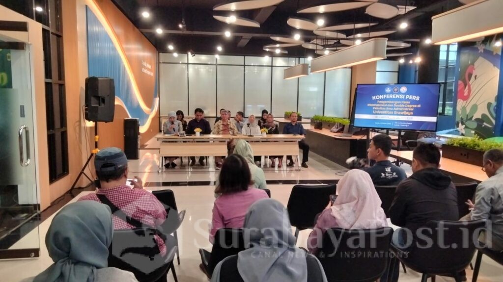 Konferensi Pers Pengembangan Kelas Internasional dan Double Degree yang digelar FIA UB pada Kamis (12/3/2026).