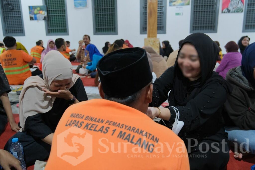 Hangatnya Ramadan di Balik Jeruji: Warga Binaan Lapas Malang Buka Puasa Bersama Keluarga. (Sumber L'SIMA).