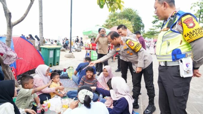 Kapolda Metro Jaya Tinjau Pengamanan di Ancol, Pastikan Wisatawan Aman, Senin 23 Maret 2026. (istimewa/dok.liputan terkini).