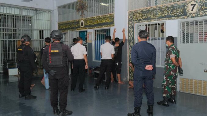 Razia Gabungan Lapas Malang, Langkah Konkret Wujudkan Zero Halinar, Senin 6 April 2026 malam. (Sumber L'SIMA).