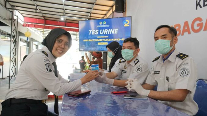 Komitmen Zero Halinar, Lapas Kelas 1 Malang dan Bapas Gelar Tes Urine Massal, Senin 6 April 2026. (Sumber L'SIMA).