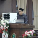 Indra Permana, anggota komisi B DPRD Kota Malang fraksi PKS membacakan 20 rekomendasi dari panitia khusus kepada Wali Kota Malang demi perbaikan dan kemajuan ke depan. (istimewa).