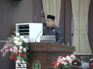 Indra Permana, anggota komisi B DPRD Kota Malang fraksi PKS membacakan 20 rekomendasi dari panitia khusus kepada Wali Kota Malang demi perbaikan dan kemajuan ke depan. (istimewa).