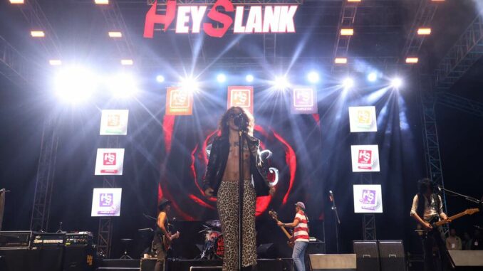 Heboh!! 30 Ribu Slankers Serbu Rampal, Obat Rindu 9 Tahun Lunas Dibayar Slank, Minggu malam, 19 April 2026. (ist).