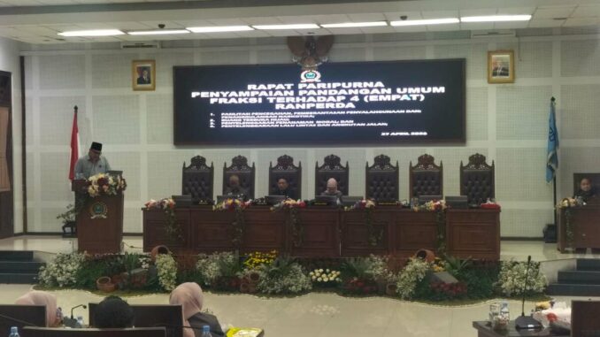 Rapat Paripurna DPRD Kota Malang, Senin (27/4/2026), jadi momentum penting menggodok Ranperda Ruang Terbuka Hijau.