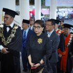 Retno Marsudi di Wisuda UMM: Inovasi Air Kampus Putih Jadi Harapan Dunia, Selasa 28 April 2026. (Sumber Humas UMM).