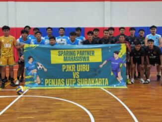 Heppiee Banget! Mahasiswa UIBU–UTP Surakarta Nikmati Sparing Bareng, Selasa 28 April 2026. (Dok. Humas UIBU).