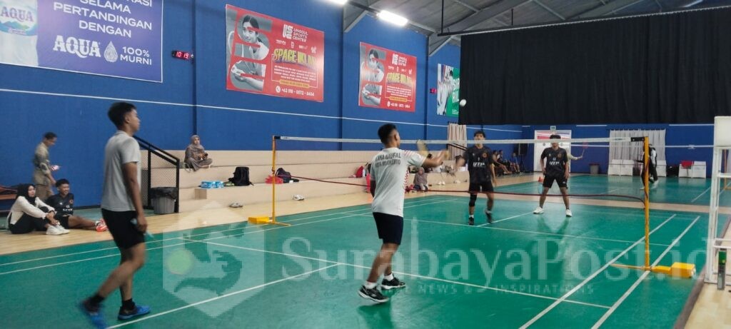 Heppiee Banget! Mahasiswa UIBU–UTP Surakarta Nikmati Sparing Bareng, Selasa 28 April 2026. (Dok. Humas UIBU).