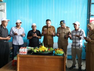 Wali Kota Wahyu Hidayat & Pedagang Tasyakuran: Relokasi 1.200 PKL Nol Rupiah, Selasa (28/4/2026).