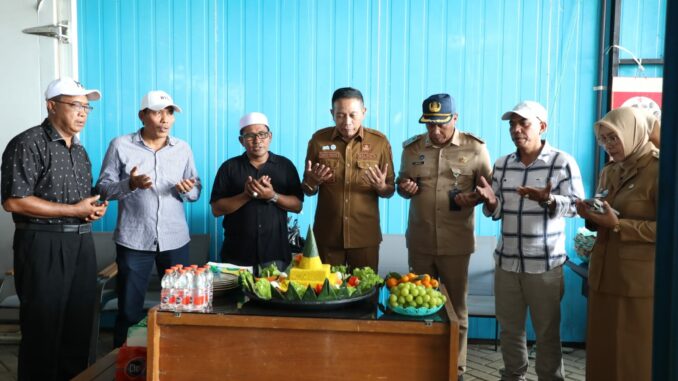 Wali Kota Wahyu Hidayat & Pedagang Tasyakuran: Relokasi 1.200 PKL Nol Rupiah, Selasa (28/4/2026).