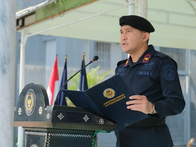 Kalapas Kelas 1 Malang, Christo Victor Nixon Toar Pimpin Ikrar Bersih HP-Narkoba: “Tak Ada Toleransi di Dalam Lapas”. (Sumber L'SIMA).