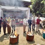 Kejari Kota Malang Musnahkan 1,2 Juta Pil Koplo dan 37 Kg Ganja, Selasa (12/5/2026).