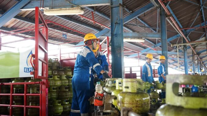 Long Weekend Kenaikan Isa Almasih, Pertamina Patra Niaga Tambah 955 Ribu Tabung LPG 3 Kg di Jatim. (ist).
