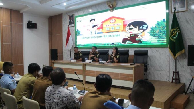 Kejari Kota Malang Edukasi 50 Siswa SMA/SMK, Kenalkan Dunia Hukum Sejak Dini, Senin 25 Mei 2026. (Dok. Kejari).