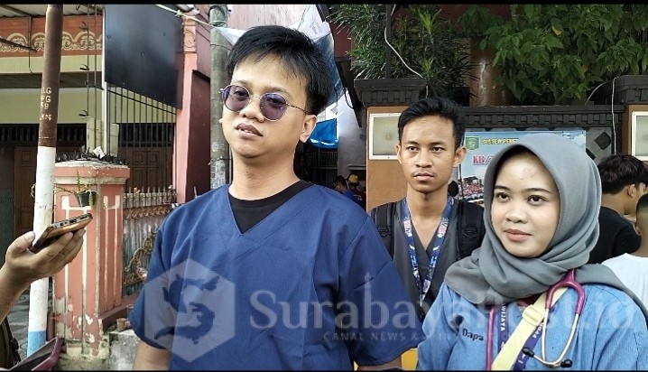 drh. Dimas Haryo Kuncoro, mengatakan ada dua jenis pemeriksaan yang lakukan. Meliputi ante mortem dan post mortem.