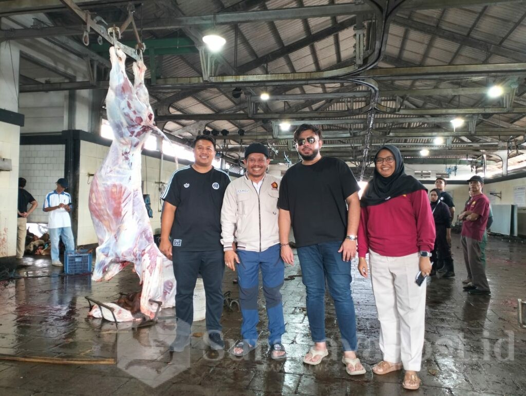 DPC Gerindra Kota Malang Bagikan 3,5 Ton Daging Kurban untuk Dhuafa, Kamis (28/5/2026).