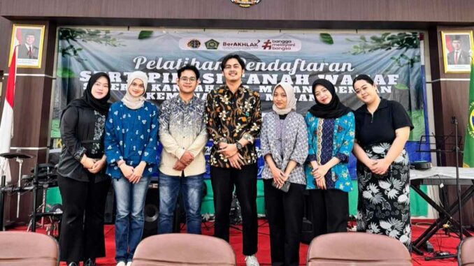 Mahasiswa Magang Bakti FH UMM Bantu Percepat Pengurusan Wakaf di BPN Kabupaten Malang. (ist).