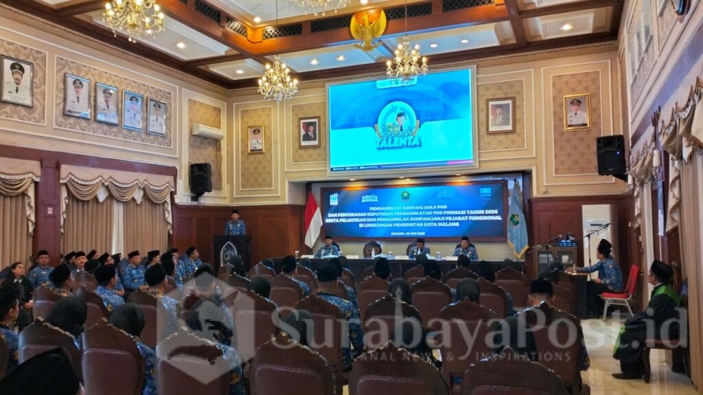 Wali Kota Wahyu Hidayat memberikan sambutan dan pesan pada ANS yang baru dilantik