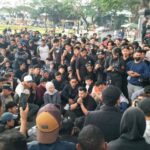 Pimpinan DPRD Kota Malang Temui Massa Aksi, Tampung 9 Tuntutan Evaluasi MBG, Rabu (17/6/2026).