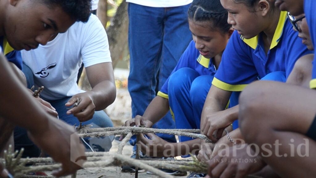 BMM RO Jatim Bersama Telkom Rehabilitasi 1500 Bibit Terumbu Karang di Labuan Bajo. (ist).