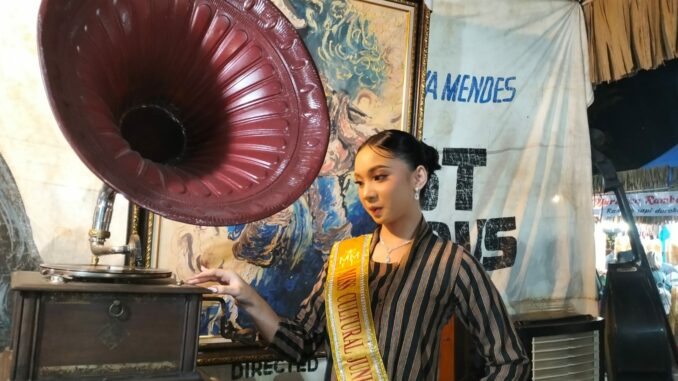 Galery Bangho: Spot Foto Primadona Malang Tempo Doeloe, Miss Cultural Junior Serukan Lestari Budaya, Jumat (3/7/2026) malam.