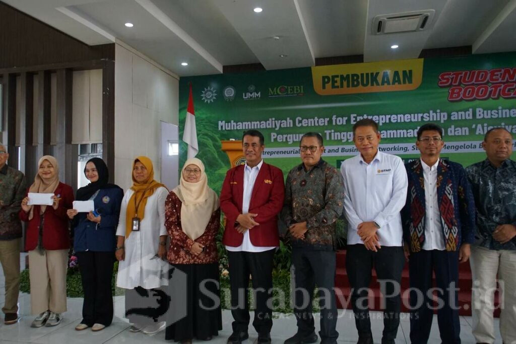 Pose bersama