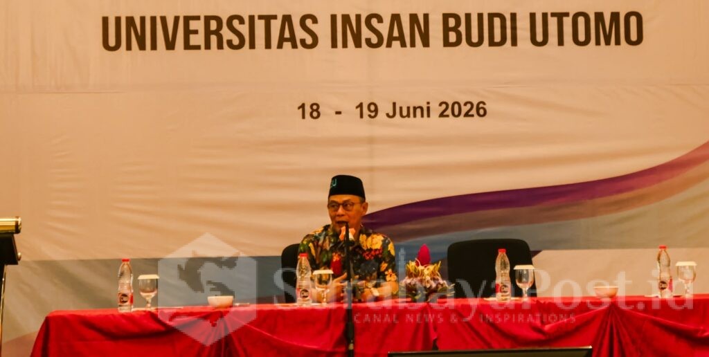 Rektor UIBU, Dr Nurcholis Sunuyeko, M.Si. (Ist).