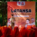 Ketua DPD PKS Kota Malang, M. Syaiful Ali Fatah, membuka acara sekaligus memberikan arahan membakar semangat kepada ratusan peserta.
