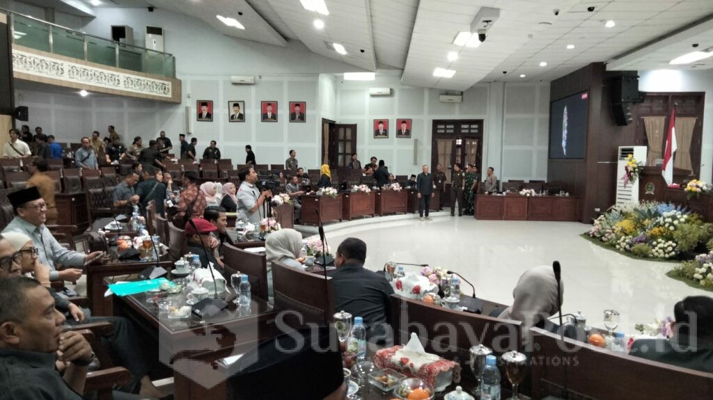 Juru Bicara Banggar DPRD Kota Malang, Lelly Theresiawati, dalam rapat paripurna penyampaian laporan terhadap Pertanggungjawaban Pelaksanaan APBD TA 2025, Selasa (21/7/2026).
