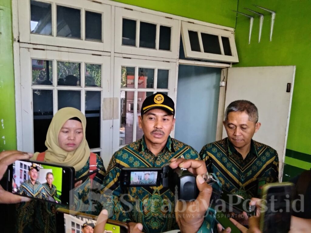 Panitera PN Malang, Imam Sukardi, S.H., M.Hum., menjelaskan eksekusi dilakukan berdasarkan permohonan yang diajukan dengan dasar risalah lelang.