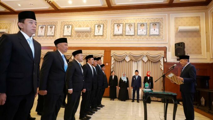 Wali Kota Malang Lantik 14 Pejabat Pimpinan Tinggi Pratama, Dorong Birokrasi Profesional Berbasis Manajemen Talenta, Jumat 31 Juli 2026. (Sumber Prokompim).